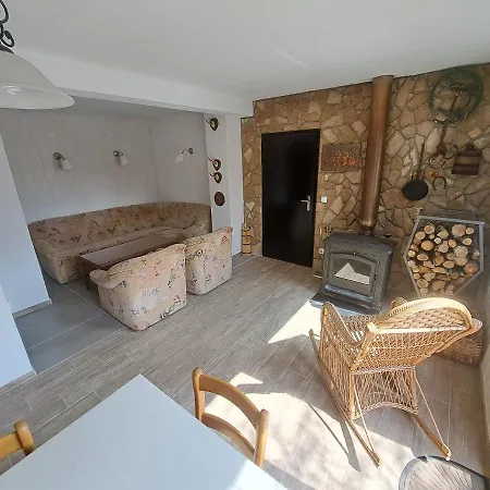 Relax House Goranci 샬레