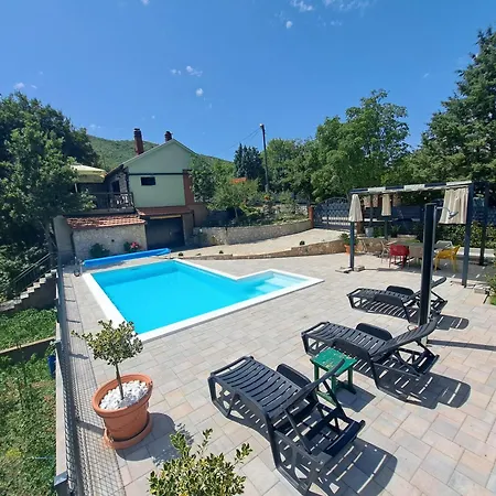 Relax House Goranci *